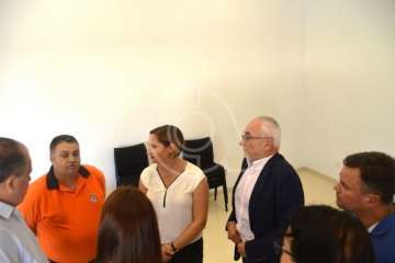 Miembros de la familia de Tito Galván mantuvieron este lunes un encuentro con directora general de Emergencias, alcaldesa y concejal de Seguridad (Foto TA)